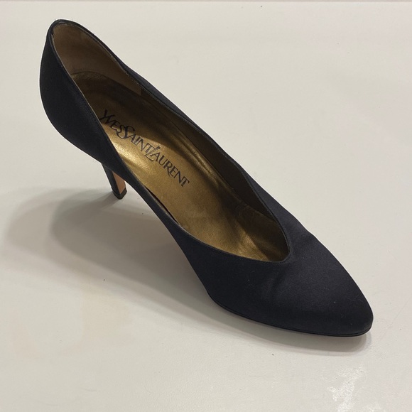 Yves Saint Laurent Black Heels with Gold Interior